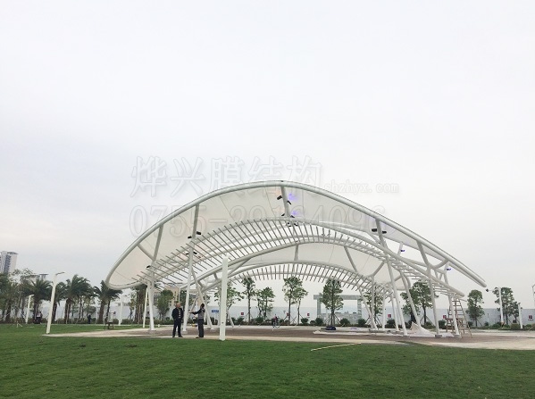 JXF吉祥坊膜结构已经完工的PVC景观膜结构案例